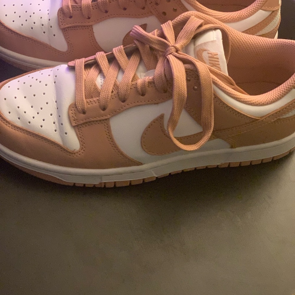 Nike dunks - Picture 2 of 4